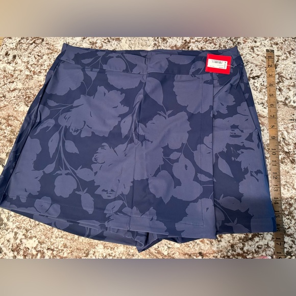 SPANX Sunshine Skort - Picture 5 of 9